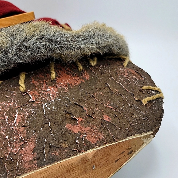 Vintage Santa Claus Figurine Riding In a Rustic Canoe w/ Presents - Picture 14 of 14